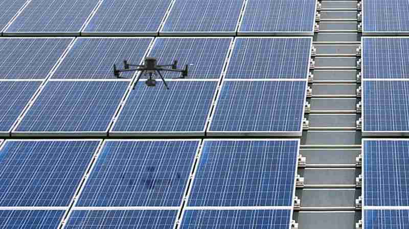 云顶国际8588yd以无人机搭配IR Sensor热显像技术进行全方面模块健检，，有效降低人力成本并提升发电量